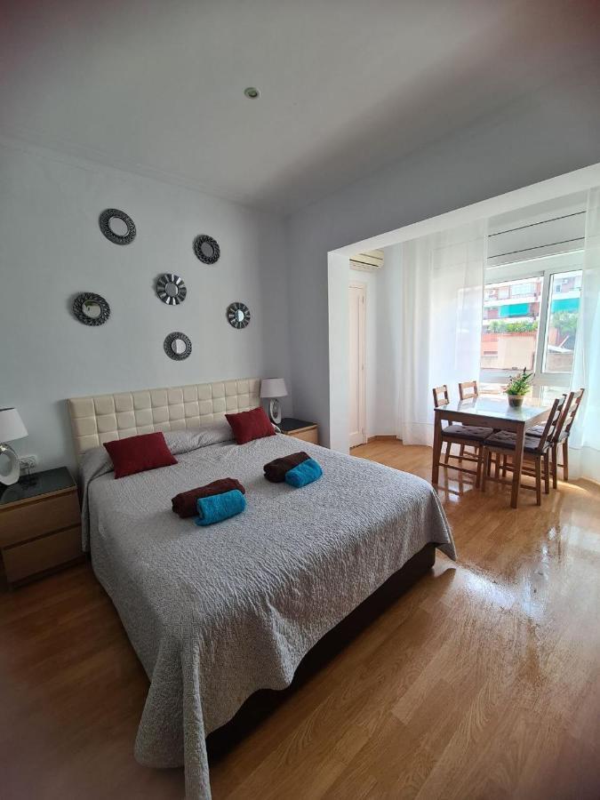 Rooms In The Center Of Барселона Екстериор снимка