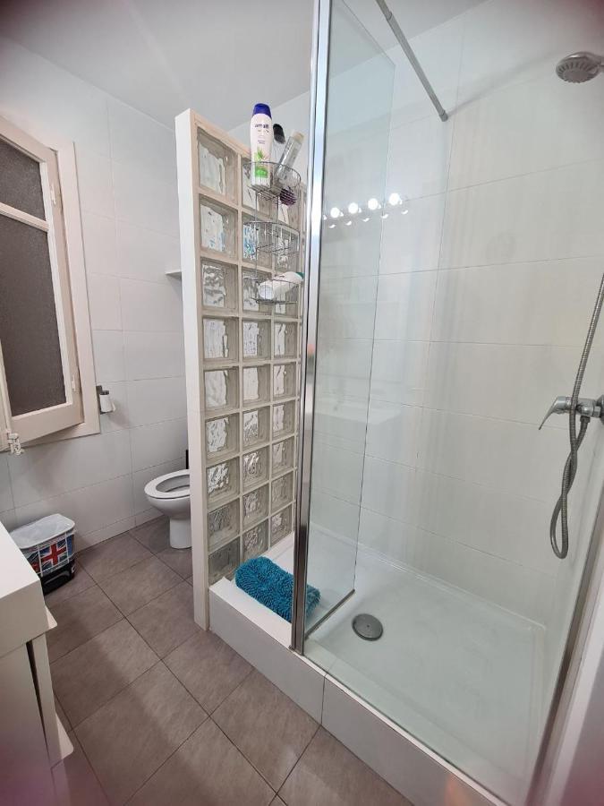Rooms In The Center Of Барселона Екстериор снимка