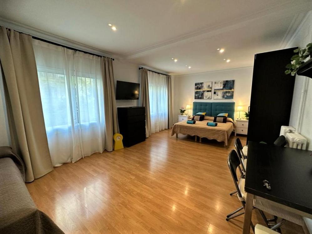 Rooms In The Center Of Барселона Екстериор снимка