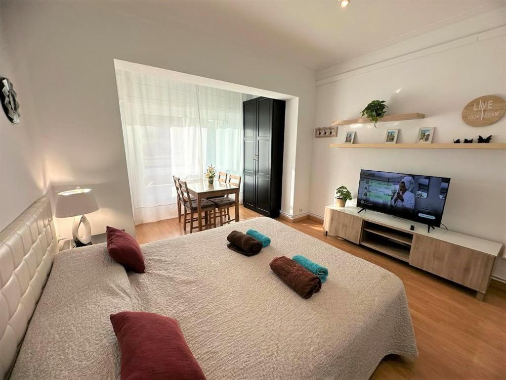 Rooms In The Center Of Барселона Екстериор снимка